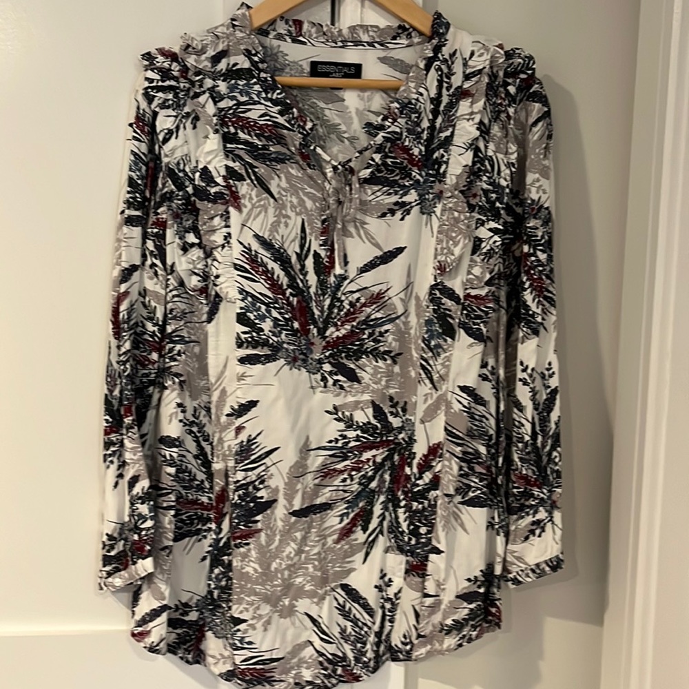 Essentials Woman’s Cream Printed Tie Front Blouse Size XL